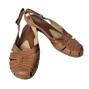 Natural Soul by Naturalizer Cayenne Leather Slingback Sandals (Size 6.5M)